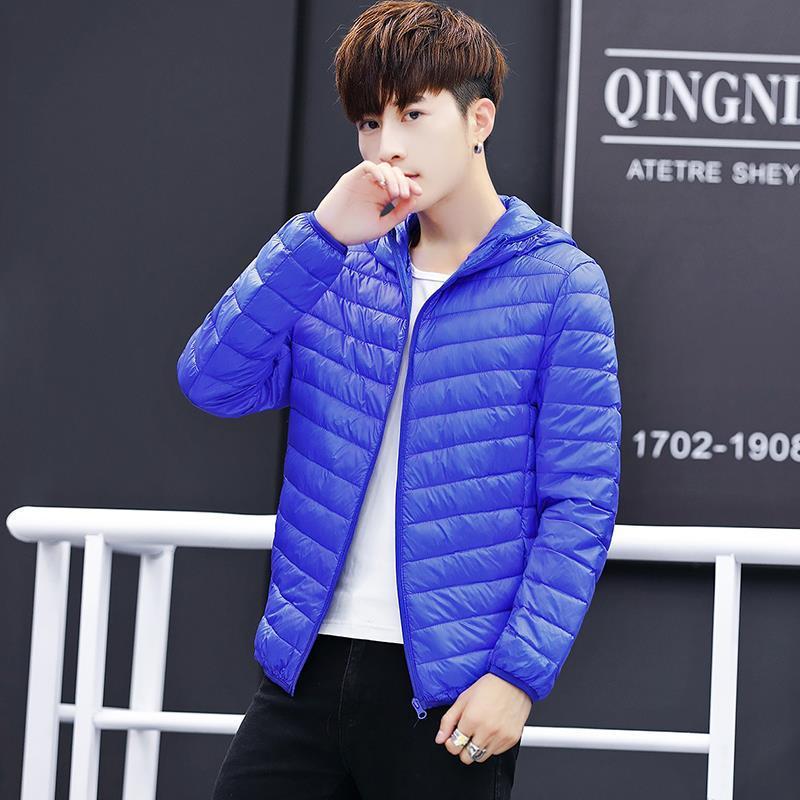 2023 invierno de los hombres de la pluma ligera Chaqueta de algodón acolchado corto Delgado casual stand collar encapuchado Chaqueta de algodón acolchado cálido chaqueta acolchada de algodón