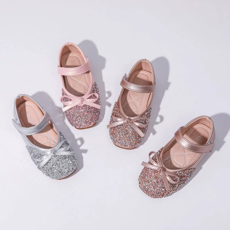 Детские кожаные туфли-принцессы с кристаллами, весна 2025 года, новые, на высоком каблуке, для малышек, мягкая подошва, для выступлений.