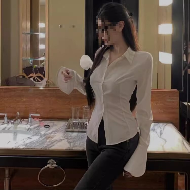 Pure Desire Style Tie-Waist Flared Sleeve Shirt for Women, Spring/Summer Spicy Girl Style, Figure-Flattering Layered Wear, Pointed Collar White Blouse Pure Desire Style Tie-Waist Flared Sleeve Shirt for Women, Spring/Summer Spicy Girl Style, Figure-Flattering Layered Wear, Pointed Collar White Blouse