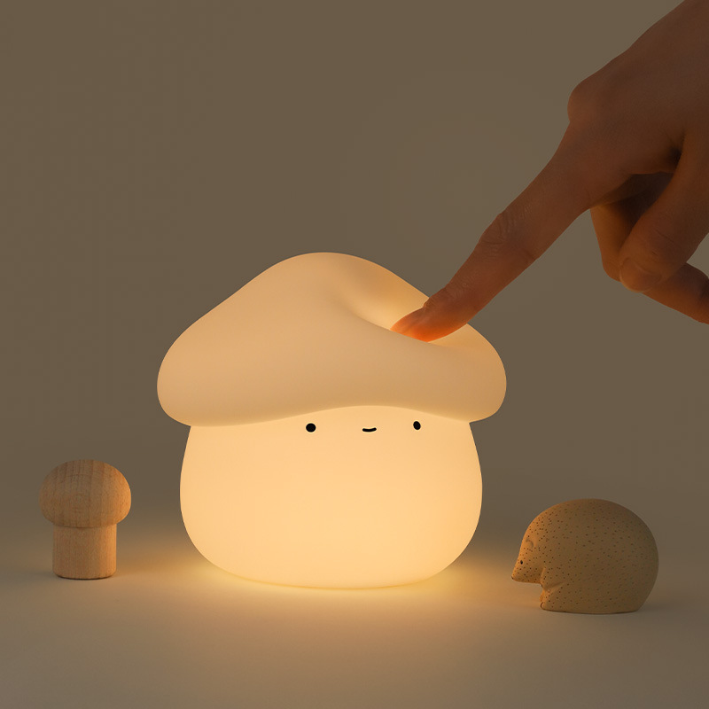 Carefully Selected Mushroom Silicone Night Light Bedroom Sleep Baby Feeding Bedside Lamp Atmosphere Pat Lamp for Children