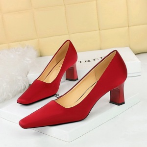 6186-2 Korean Edition Fashion Versatile Simple Fit High Heel Thick Heel Shallow Mouth Square Head Satin Women's Sho