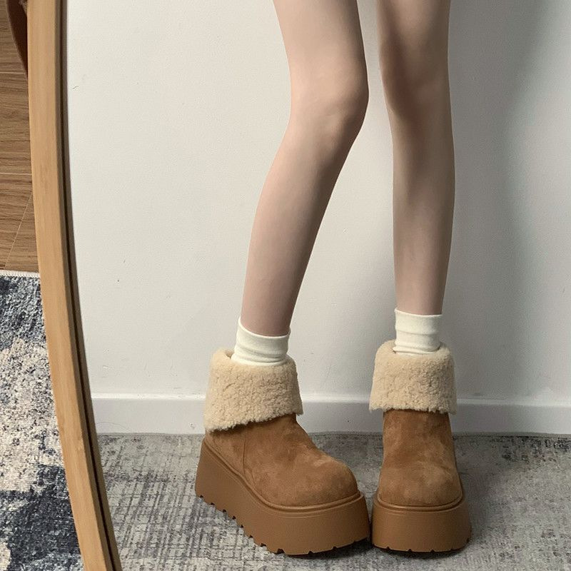 Moda universal botas de algodón para mujeres 2025 invierno calentamiento de suela gruesa con muffin de algodón para aumentar la altura de las botas de nieve de moda
