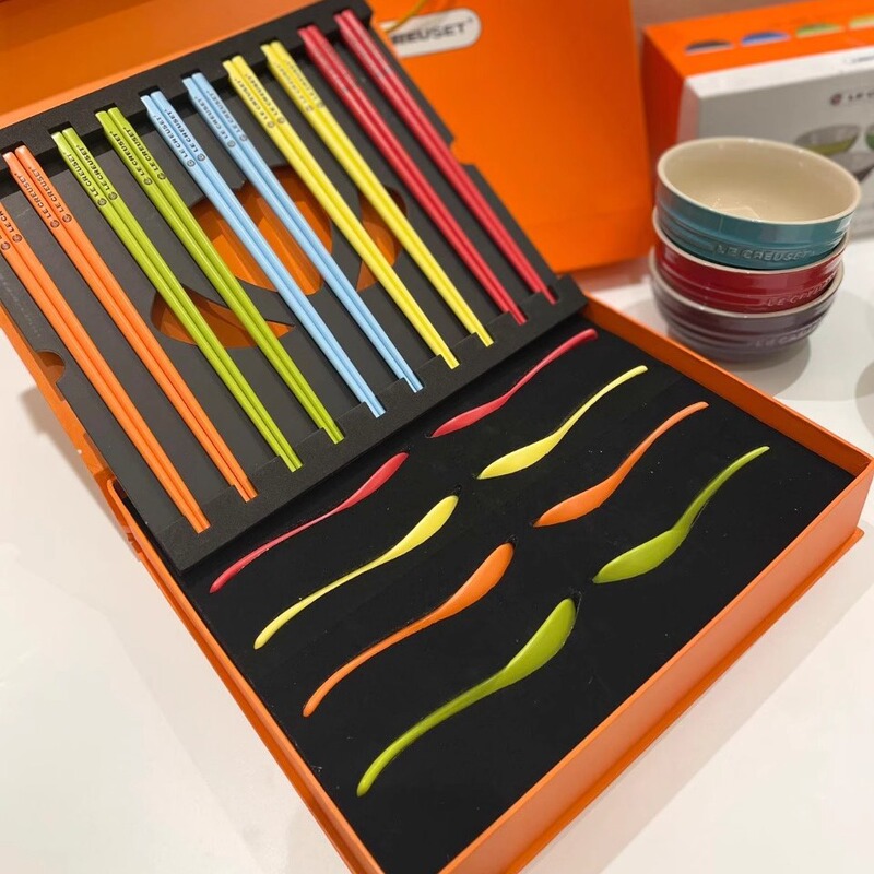 Modern simple trend practical household ceramic rainbow chopsticks spoon high temperature resistant one person chopsticks gift box suit