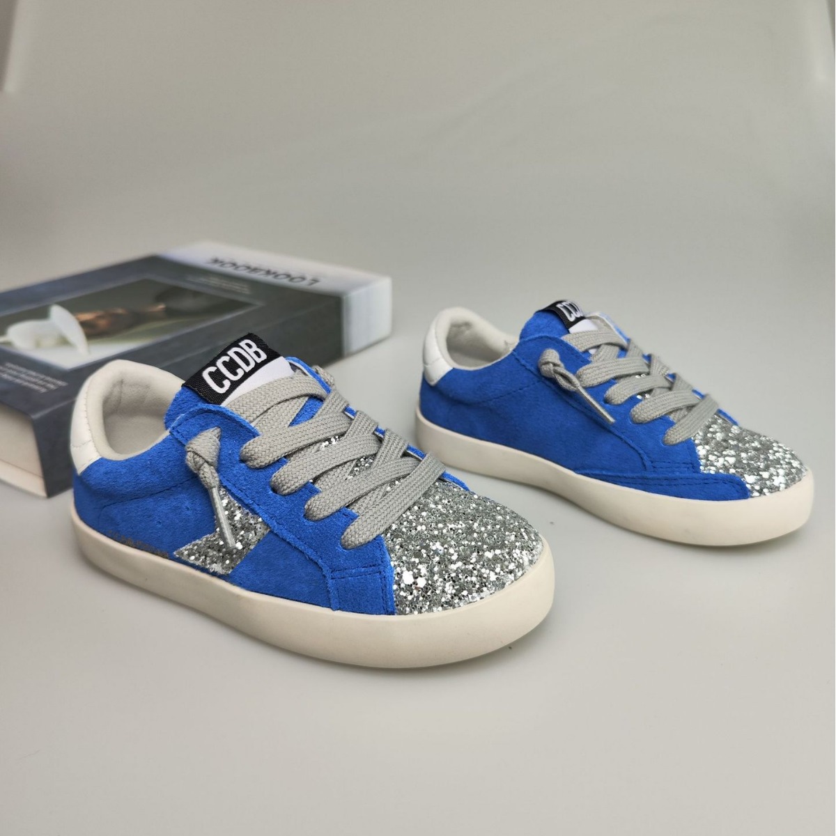 1022 Automne Nouvelle Planche À Étoiles Pour Enfants Édition Coréenne Mode Paillettes Filles Décontractées À Semelle Souple Petites Chaussures Sale_voghion.com