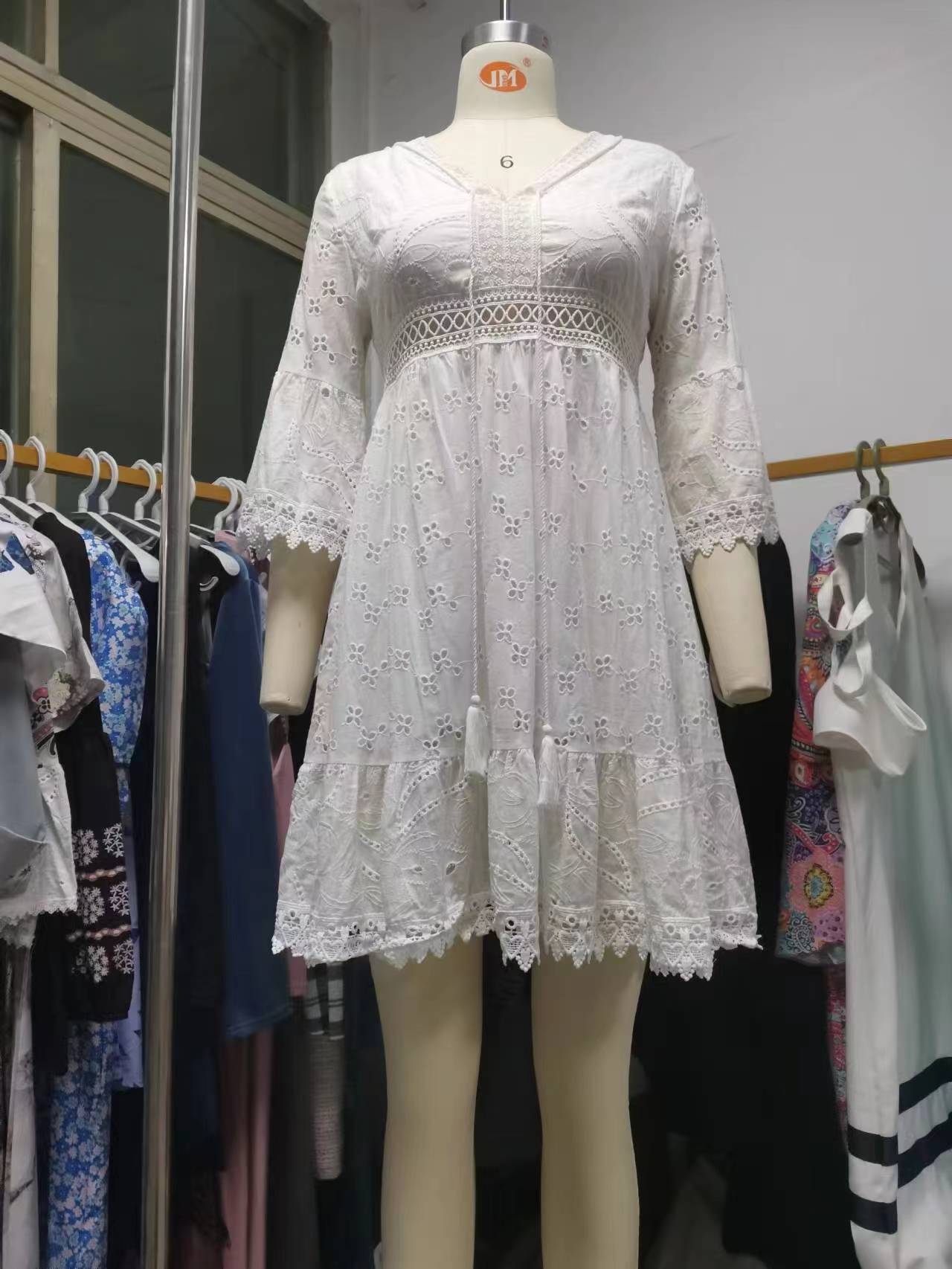 ce507d9494bb5d5f8906b6f4561b19