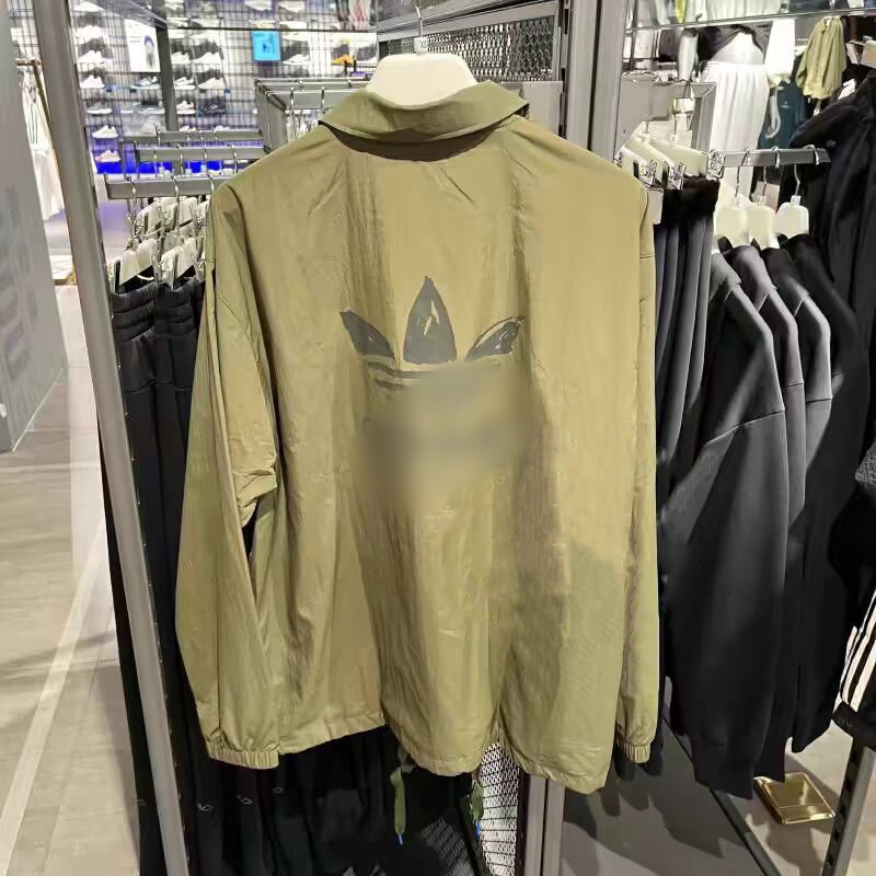 Cross-border spring and autumn lapel jacket, American-style with a three-leaf clover logo on the back, unisex, loose fit, versatile, and windproof Cross-border spring and autumn lapel jacket, American-style with a three-leaf clover logo on the back, unisex, loose fit, versatile, and windproof