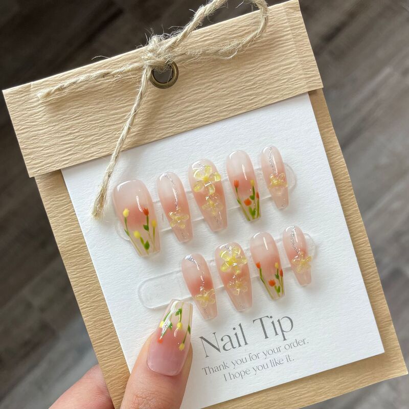 Handmade nail painting Three-dimensional Tulip nail patch fake nail handmade wear nail summer ice transparent nude color