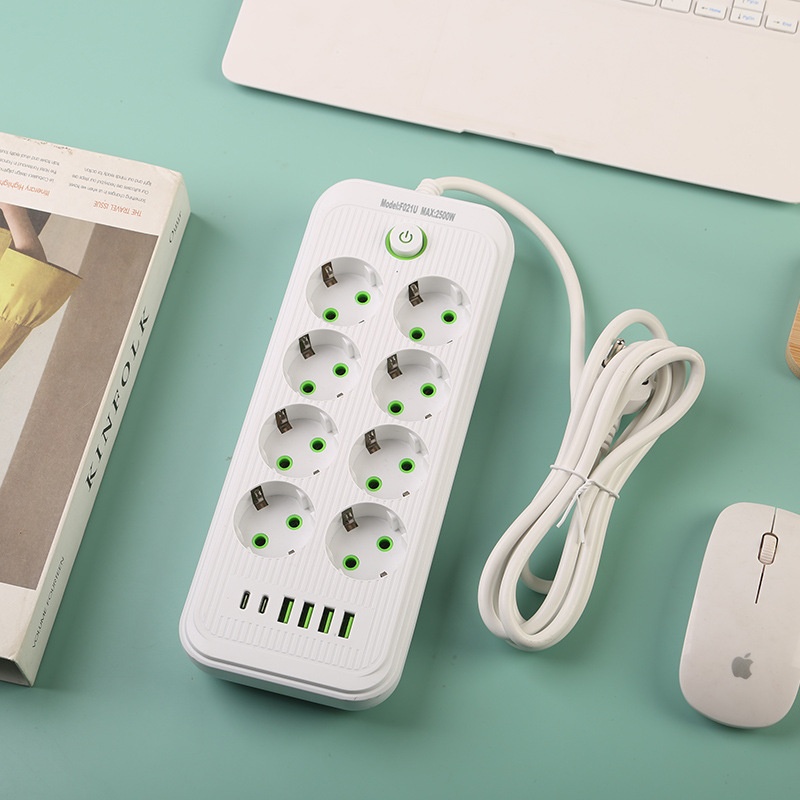 Caja de interfaz europea 4USB + 2Type-c empaquetada con cáscara negra con cáscara blanca de comercio electrónico transfronterizo ruso