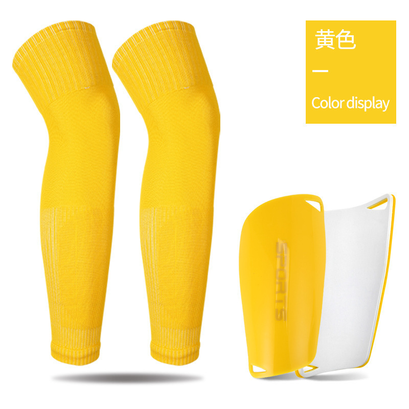 노란색 정강이 보호대 + 노란색 양말