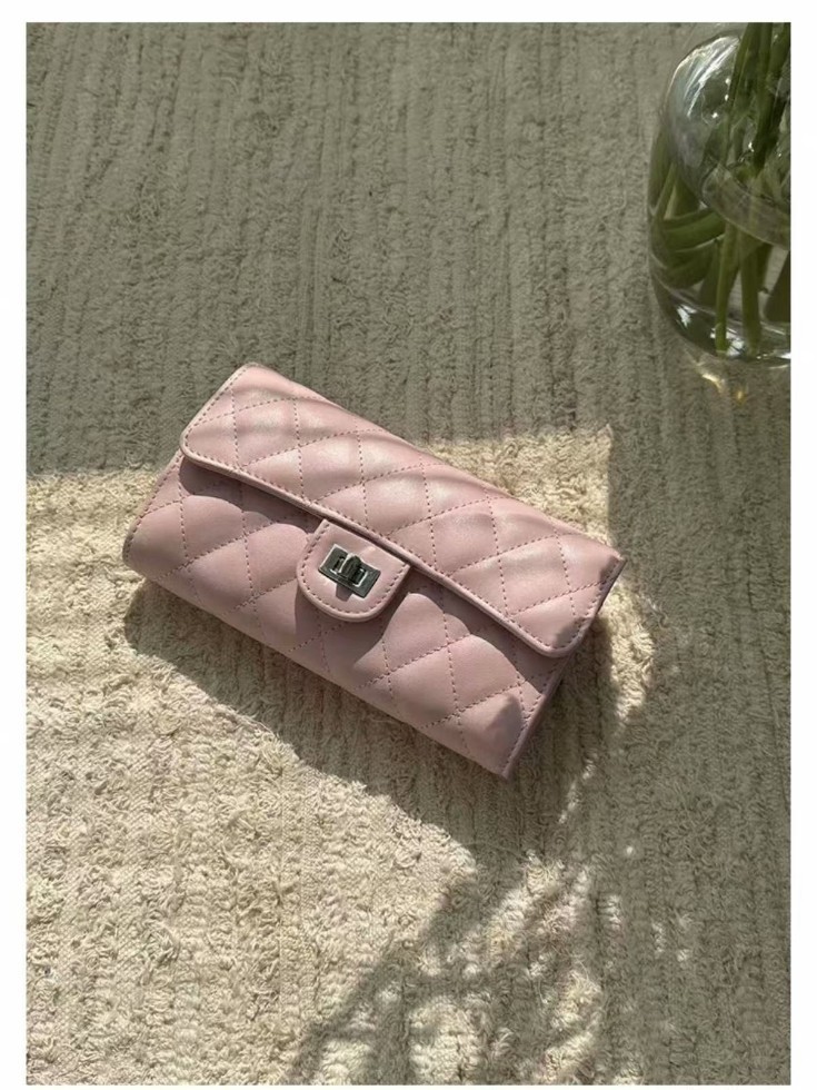 핑크색 대형