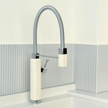 �͹Ŷ���һ�����s�����N��С�A�۴�β�С�������^ȫ�~