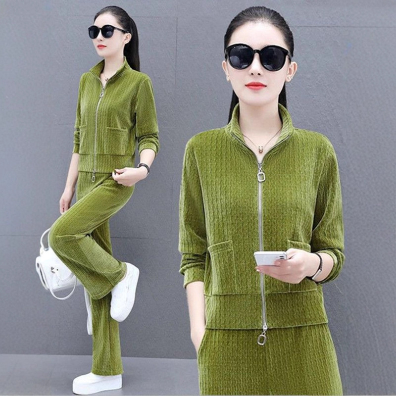 Gold Velvet Sports Casual Suit for Women Autumn and Winter 2025 New Style Foreign Style Age-Reducing Cardigan Wide-Leg Pants Two-Piece Set Gold Velvet Sports Casual Suit for Women Autumn and Winter 2025 New Style Foreign Style Age-Reducing Cardigan Wide-Leg Pants Two-Piece Set