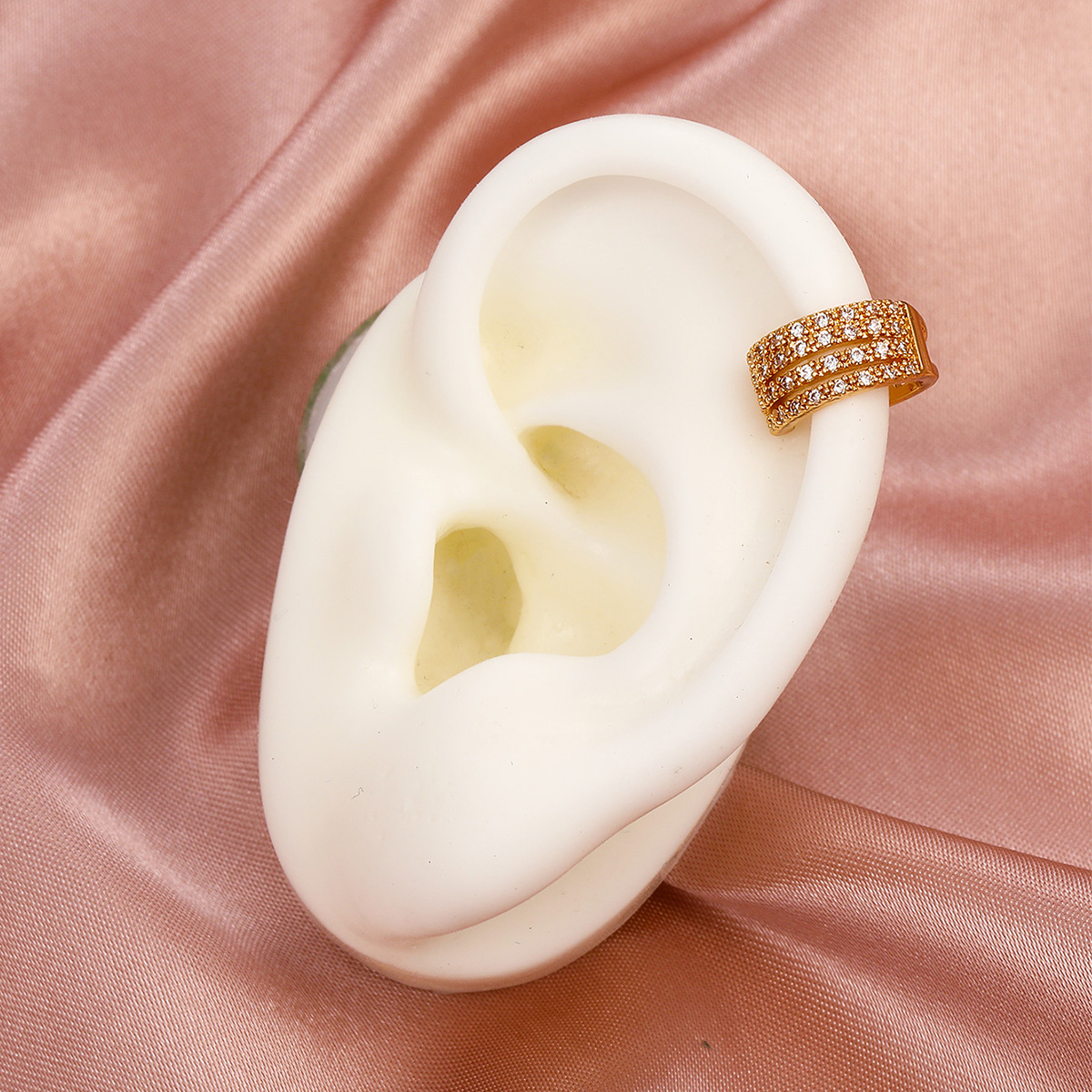 4g Weight No Inlaid Inlay Material Fashion U Shape Plating Alloy No Inlaid Clip Earrings