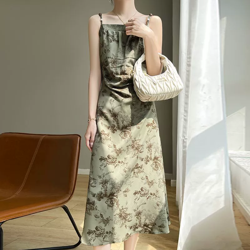 Ретро-платье в пол с цветочным принтом, французский стиль,  увеличенный размер,  утягивающее, на бретелях,  для лета.