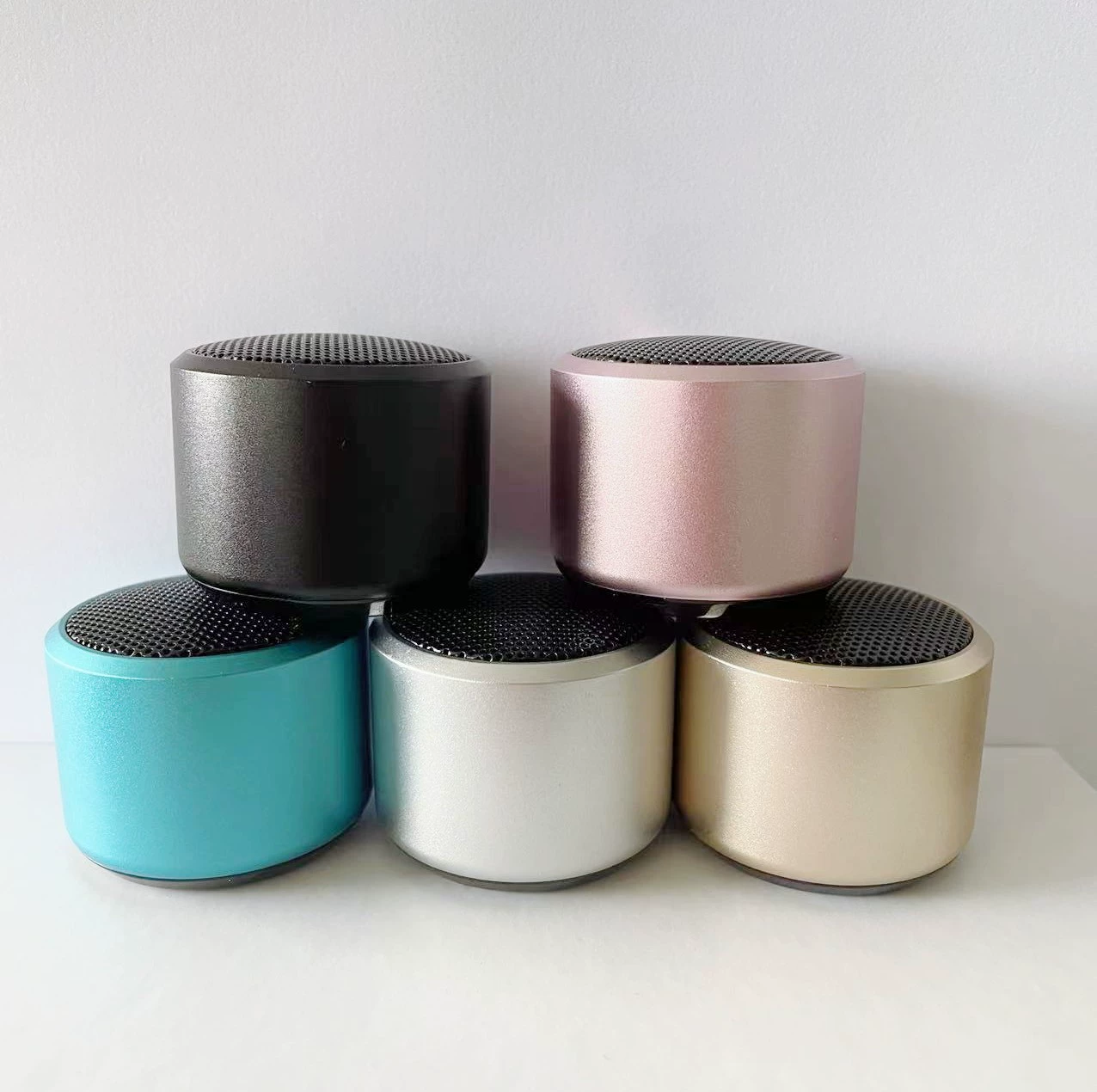 Трансграничная новая карта M4 Bluetooth-динамик Беспроводная мини-портативная док-станция большой объем маленькая стальная пушка для вызова стерео