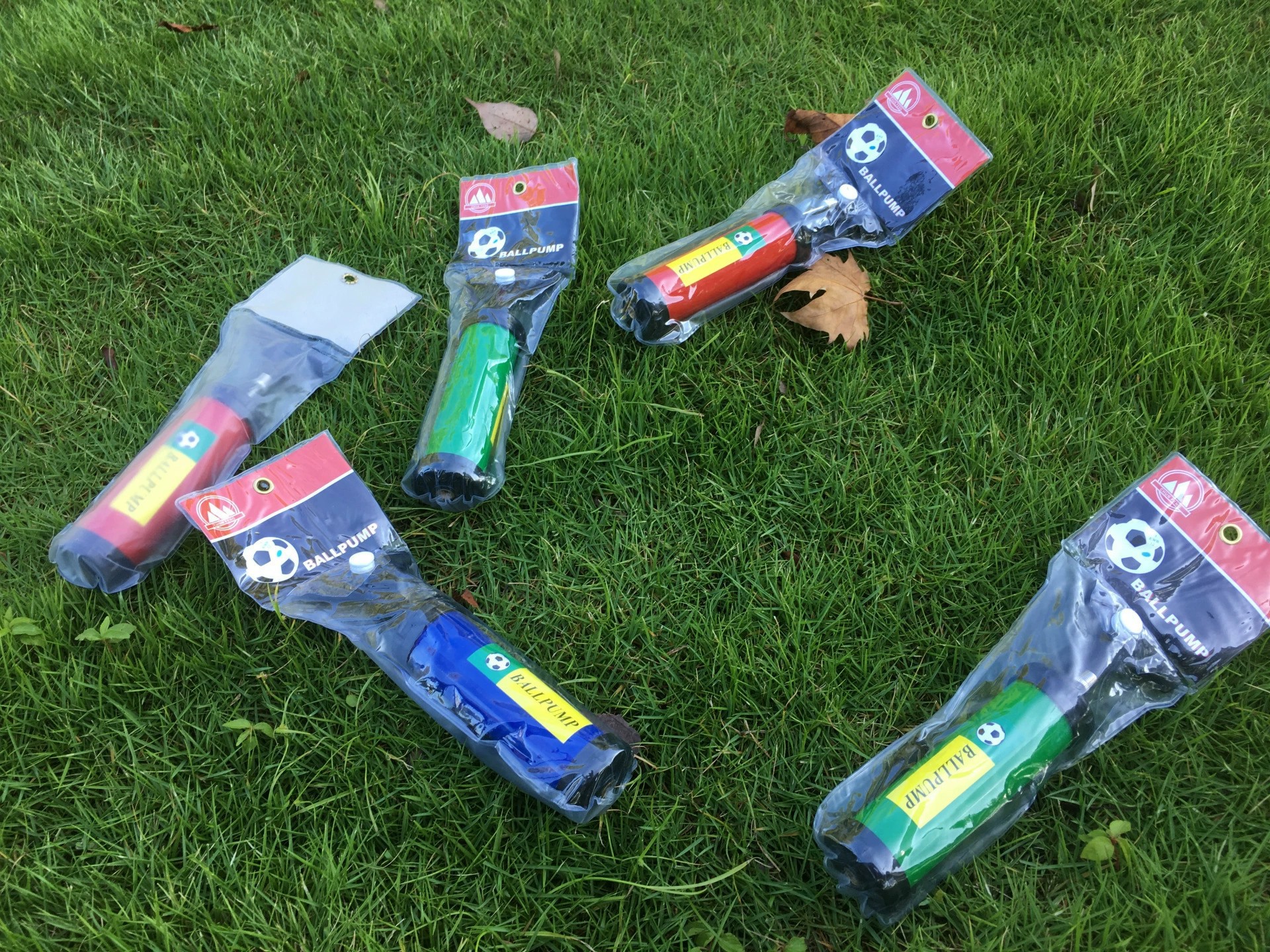 4591981878_281682906