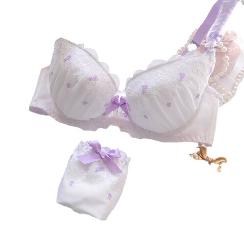 Long-term Japanese three-color embroidery thin cup girl cute push-up sexy underwear set bra set large size