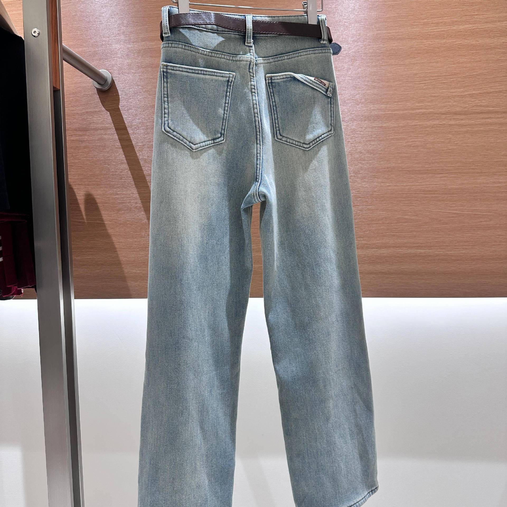 [메인 푸시 청바지] 겨울 작은 따뜻한 보물  기모 두껍게  벨트를 보내  150CM 이상