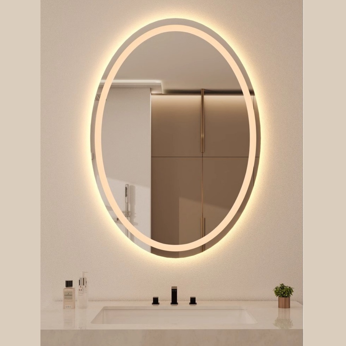 Espejo inteligente oval LED lámpara de baño espejo de baño anti-nebble lámpara de maquillaje espejo luminoso pared colgante espejo de inducción