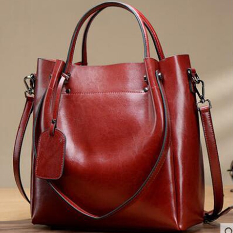 2026 New Women's Bag Genuine Leather Shoulder Crossbody Bag Women's Large Handbag Oil Wax Cowhide Korean Style Casual Women's Bag 2026 New Women's Bag Genuine Leather Shoulder Crossbody Bag Women's Large Handbag Oil Wax Cowhide Korean Style Casual Women's Bag
