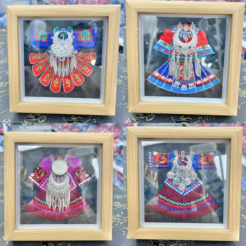 Guizhou Miao Embroidery Ethnic Style Cultural and Creative Tourism Photo Frame Souvenir Decoration Wholesale Guizhou Miao Embroidery Ethnic Style Cultural and Creative Tourism Photo Frame Souvenir Decoration Wholesale