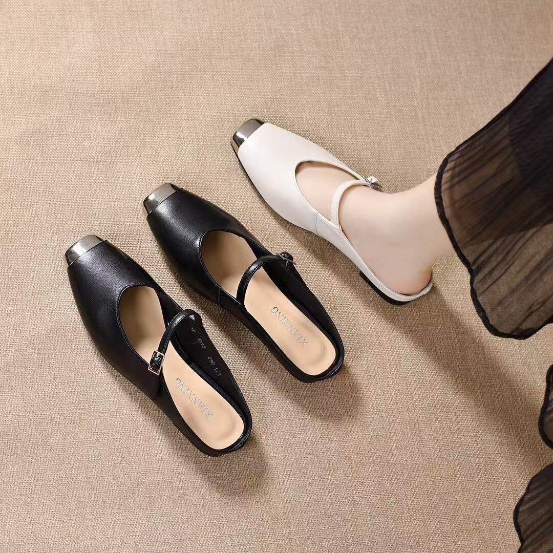 Dép sandal nữ quai chữ V mũi nhọn đế bệt da thật — màu đen chi tiết 1