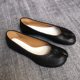 One-piece delivery ballet horseshoe toe shoes women's slip-on retro pig's feet flat comfortable shallow mouth single-layer shoes women's shoes fashion