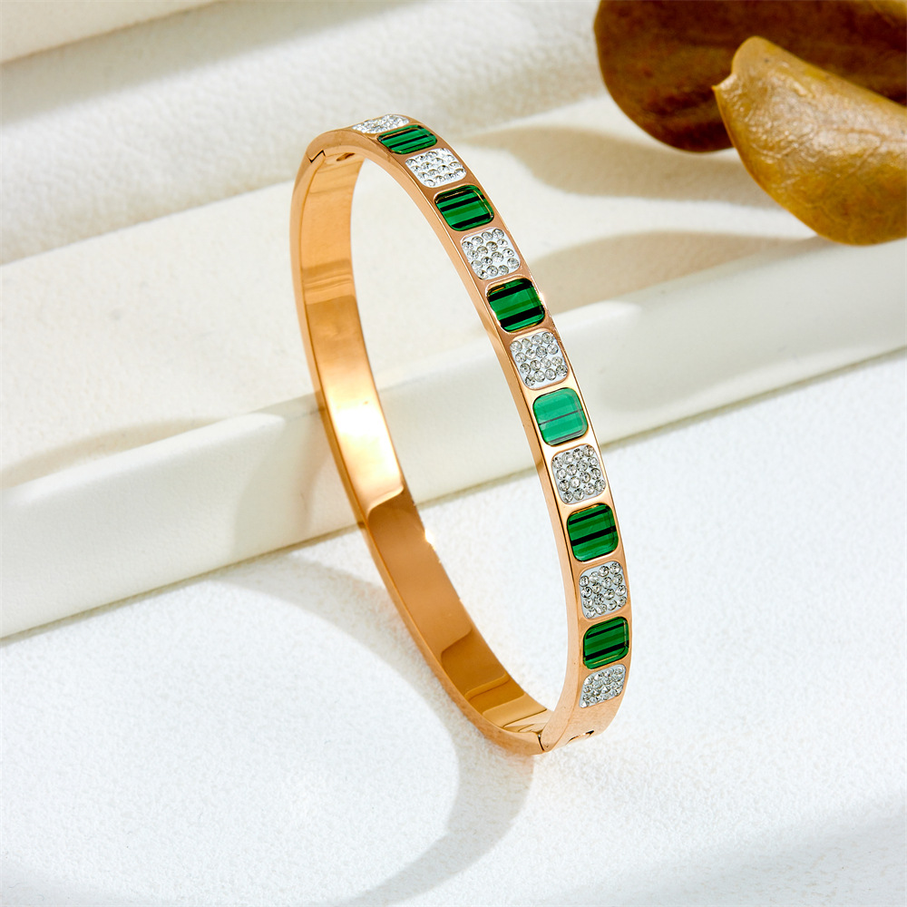 24g Weight Shell, Zircon Inlay Material Bangle Classification Titanium Steel Chain Material 1 Piece Quantity Daily Occasion Titanium Steel Material Geometric Pattern All Seasons Season Women's Gender Plating, Inlay Design Retro Style Retro Geometric Titanium Steel Shell Zircon Bangle In Bulk 5