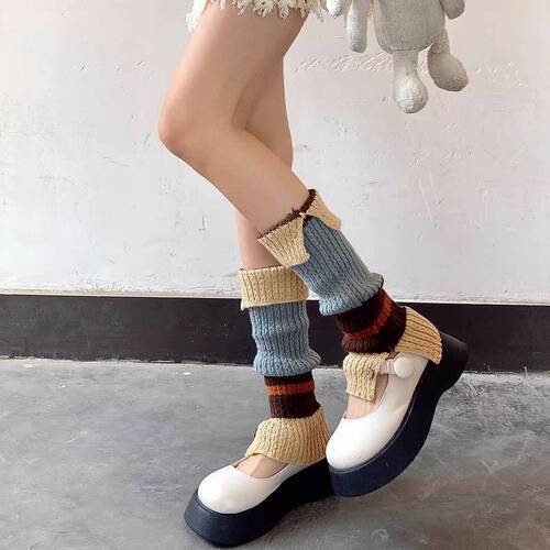 Summer leg covers for hot girls piles of socks for women JK wholesale subculture knitted retro coffee color block button calf socks