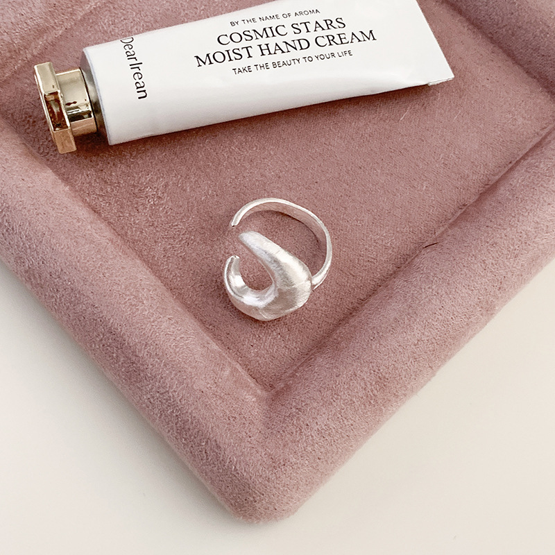 Matte Silver Moon Ring For Women High End Minimalist Design_voghion.com