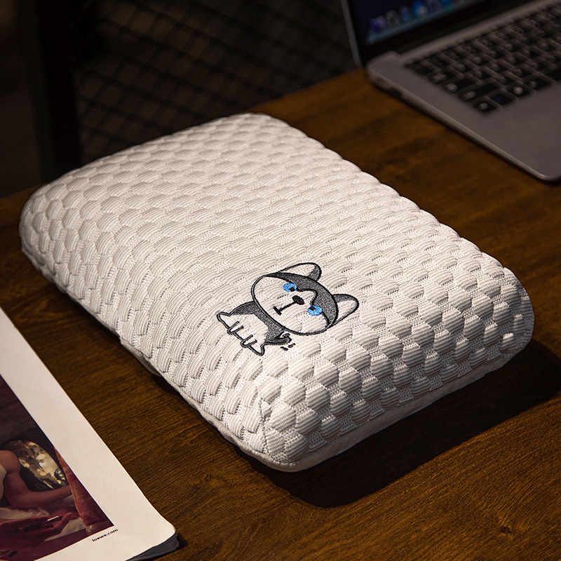 Almohada para Siesta de Escritorio de Tela Fresca Transpirable Ergónomica para Oficina y Estudiantes image 11