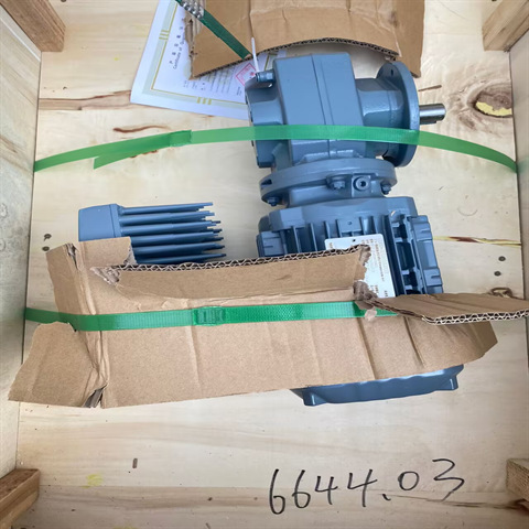 sew	减速电机	SF37DRN8OMK4/MM05  全新原装正品进口