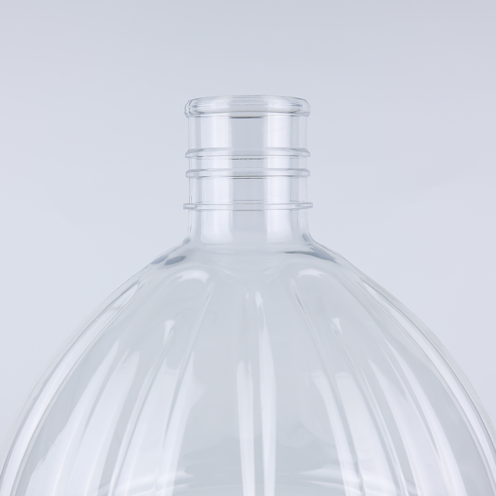 Proveedor de barril de agua potable de grado alimenticio al por mayor de 5 embriones de barril de galón producción de material nuevo