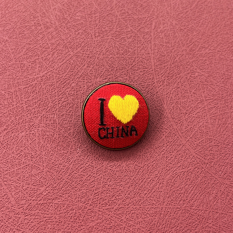 Bordado hecho a mano DIY creativo broche joyería de dibujos animados lindo insignia accesorios niños pareja regalo