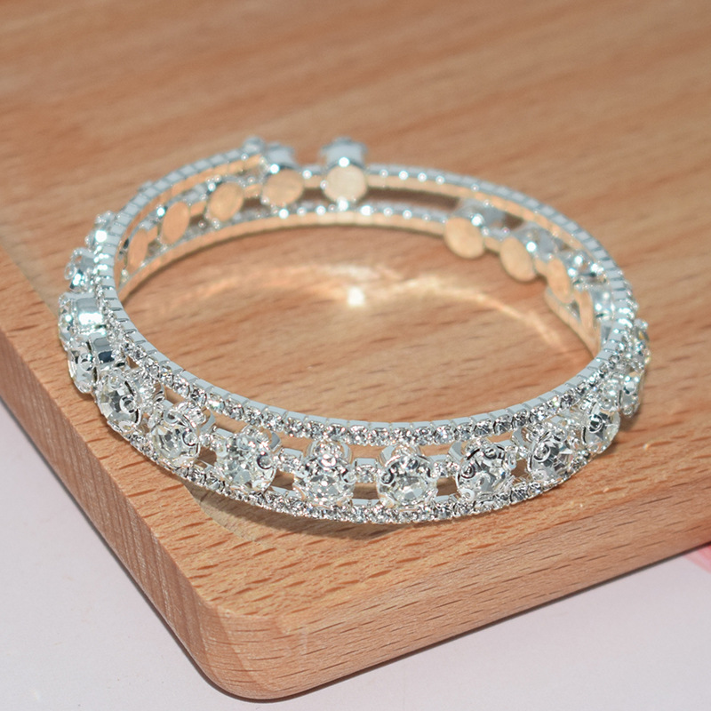 Luxurious Geometric Rhinestone Women's Bangle display picture 4