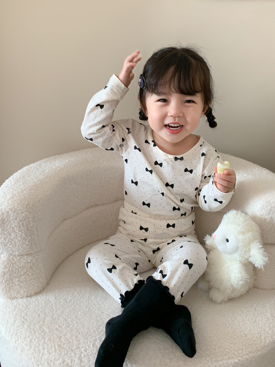 Sugar Pear ropa infantil niñas ropa doméstica set 2025 ropa de primavera nuevo niño lindo pijama de algodón de clase A bebé