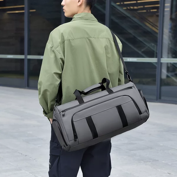 Outdoor Sports Short-Distance Travel Large-Capacity Storage Bag Dry and Wet Separation Swimming Fitness Handbag Simple Crossbody Bag