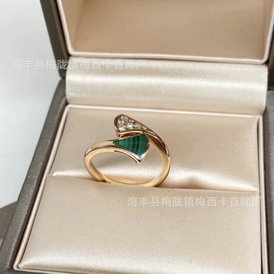 宝家高級扇形リング レディース ライトラグジュアリー 18Kローズゴールドメッキ ニッチデザイン 白蝶貝扇形指輪 インスタ映え