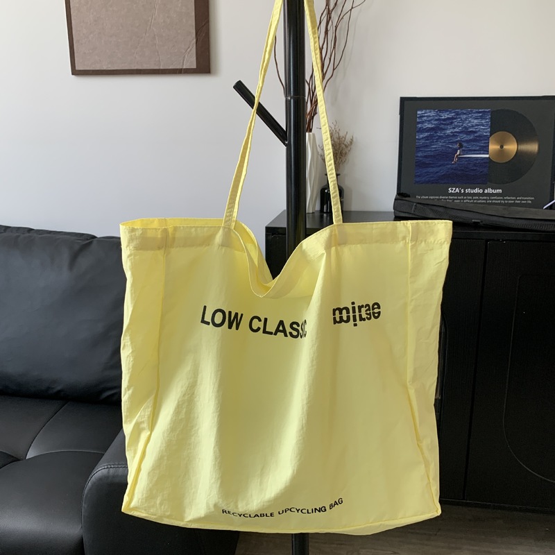 花儿与少年迪丽热巴同包黄色帆布包字母LOWCLASSIC大容量肩包|undefined