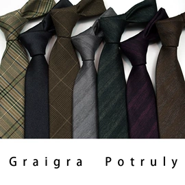 领带;领结/领花;口袋巾