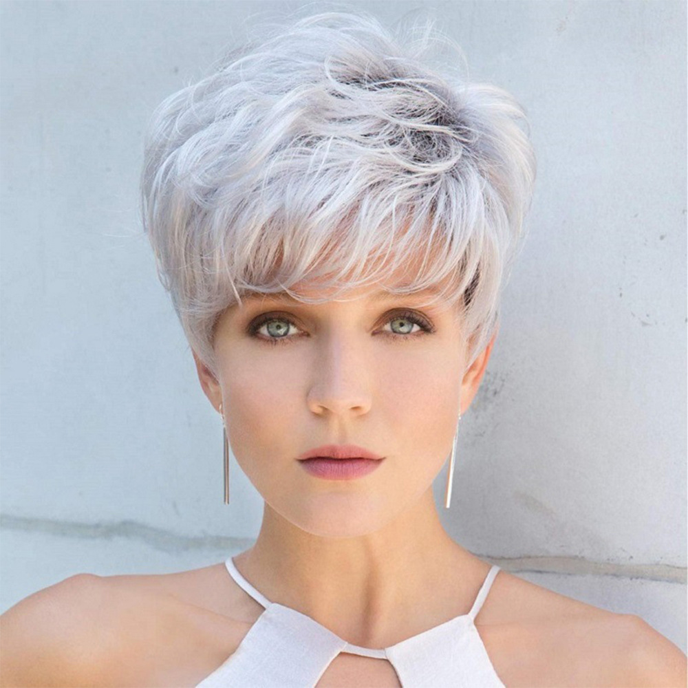 fashionable curly wig