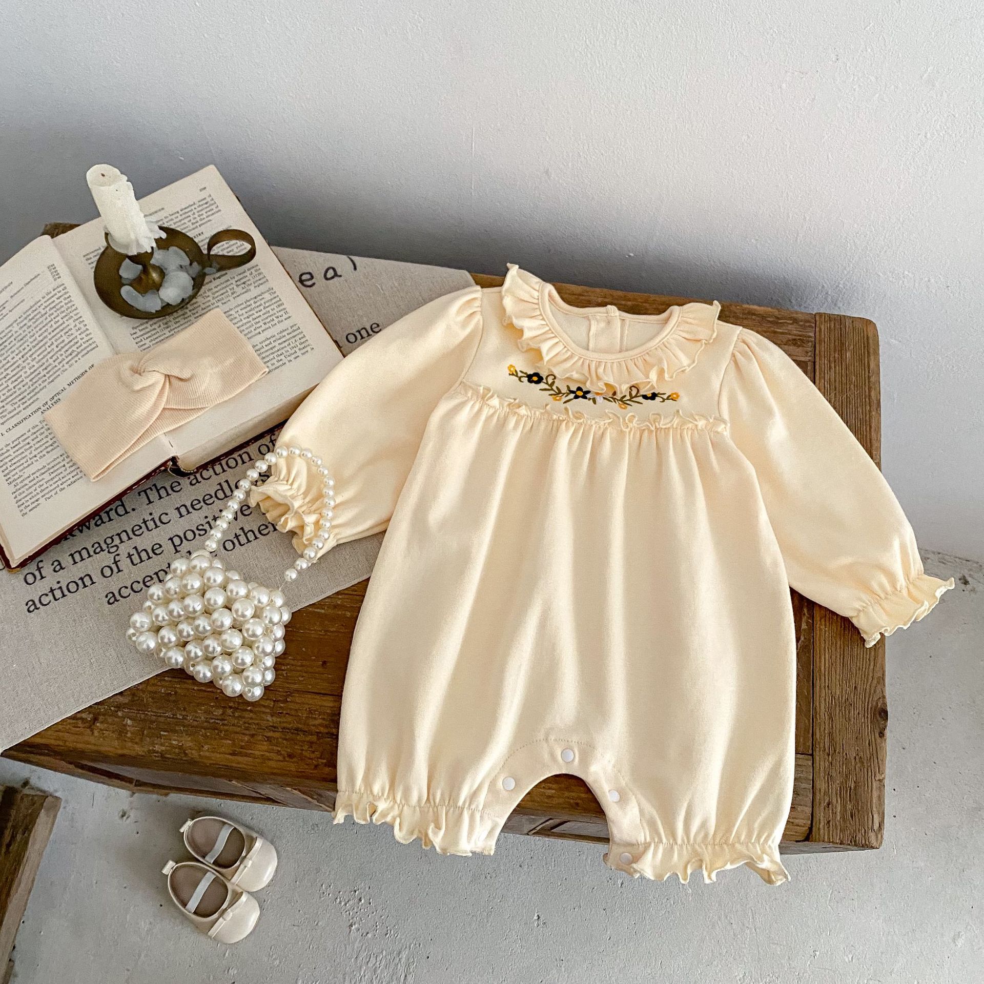 2024 Autumn New Baby and Girl Clothing Embroidered Small Lotus Leaf Collar Long Sleeve Loose Short Crawler jumpsuit_voghion.com