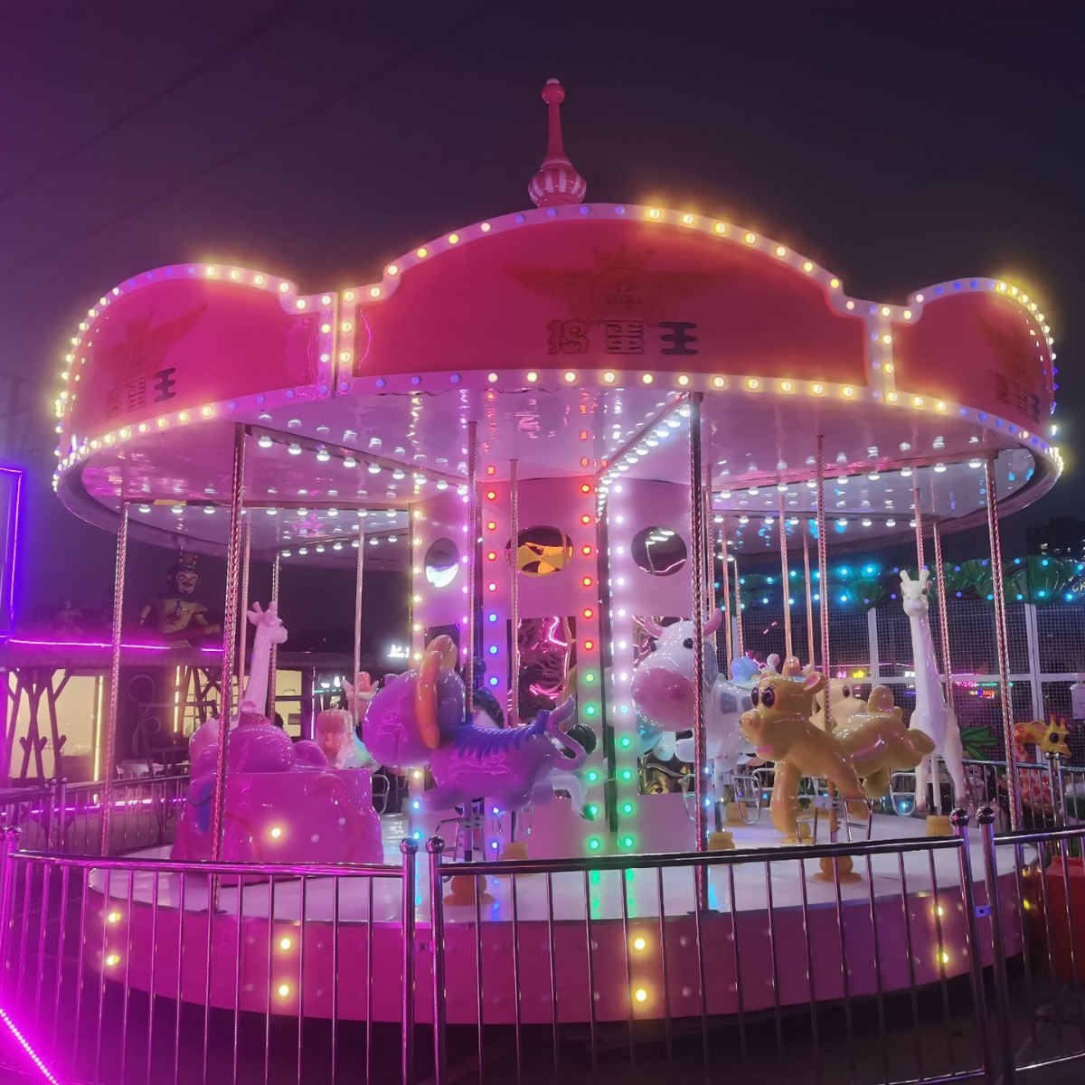 当下受欢迎的旋转木马网红转马旋转木马价格