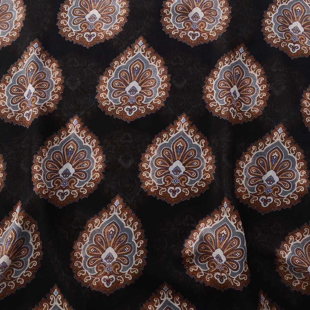 Comercio exterior transfronterizo tótem vintage impresión decorativa de algodón y lino sensación bufanda borla bufanda de viaje protector solar bufanda chal