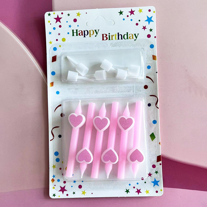 愛のろうそくの少女の心の誕生日ケーキの装飾はピンクのハート型のパーティーのろうそくのケーキの装飾のプラグインを並べます。|undefined