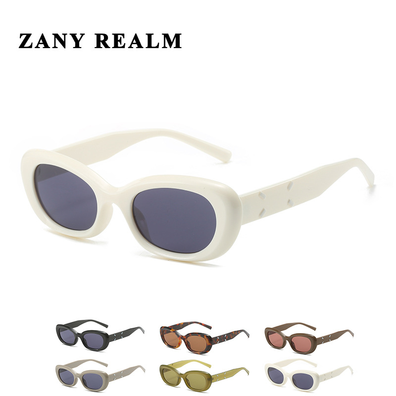 Nueva celebridad en línea retro ojo de gato Cuadrado de cara redonda gafas de sol caliente chica Yi Mengling UV a prueba de gafas de sol fabricante 5028