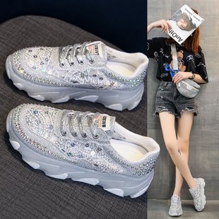 �ϵ�ЬŮ��2025�ļ��¿�W��͸��r�б���ˮ荹������e�p��ŮЬ