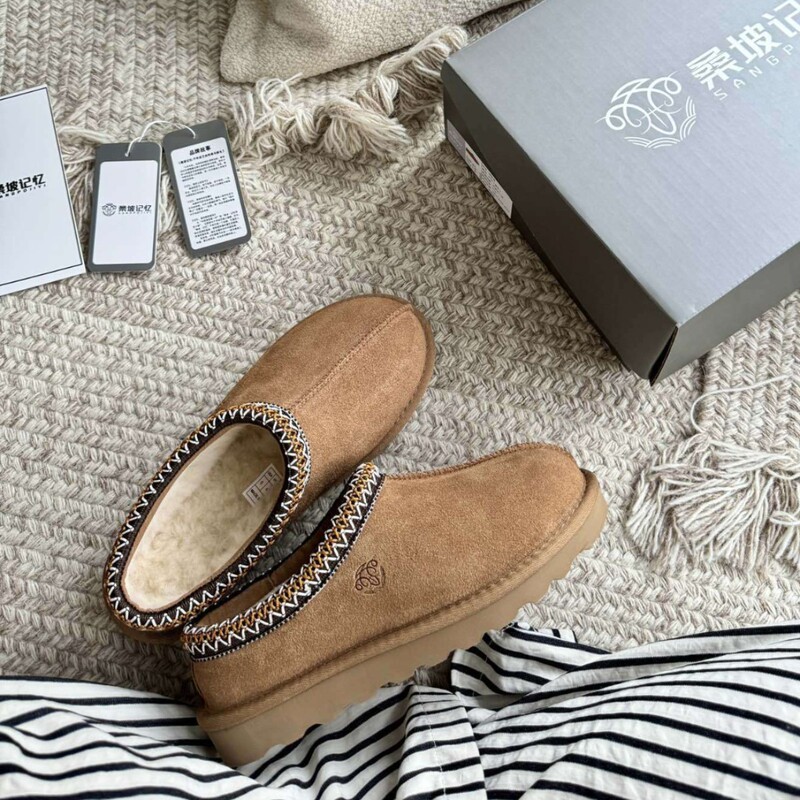 Henan Sangpo Snow Boots for Women, New Ethnic Style Winter Genuine Leather and Fur Snow Boots, Low-Top Slip-On Shoes, Comfortable and Durable Henan Sangpo Snow Boots for Women, New Ethnic Style Winter Genuine Leather and Fur Snow Boots, Low-Top Slip-On Shoes, Comfortable and Durable