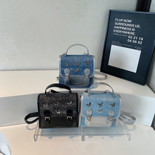 �羳����Ů2025�ļ��¿�ƴɫ�߼����p���С�����s�μ��б���