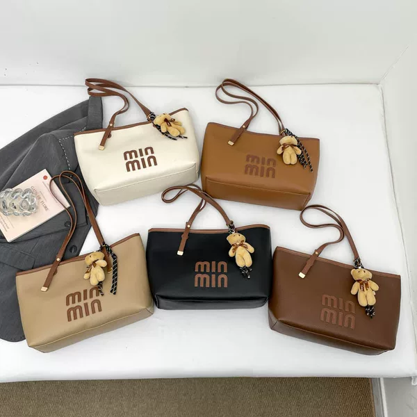 Cross-border women's bags 2026 summer new versatile solid color letter large-capacity bags fashionable shoulder tote bag